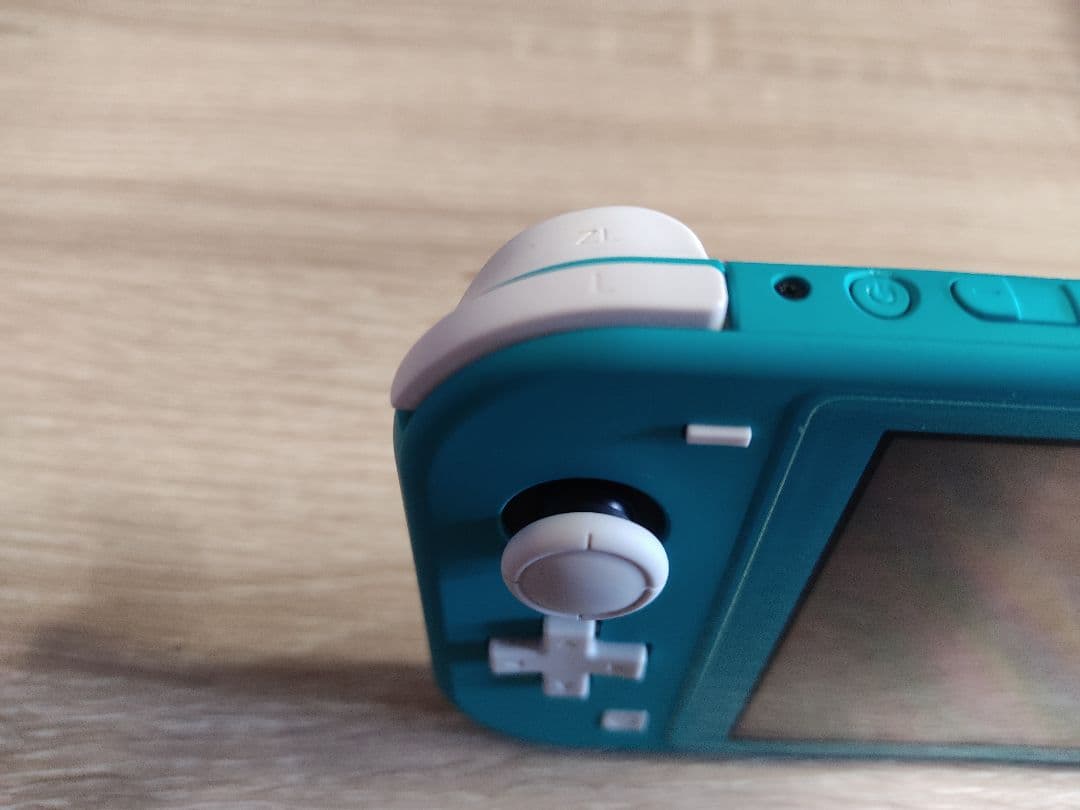 【中古】Nintendo Switch Light ターコイズ