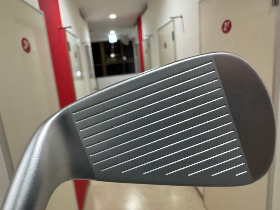 前期モデル　P770アイアン　6本セット(5本未使用) カーボンシャフト