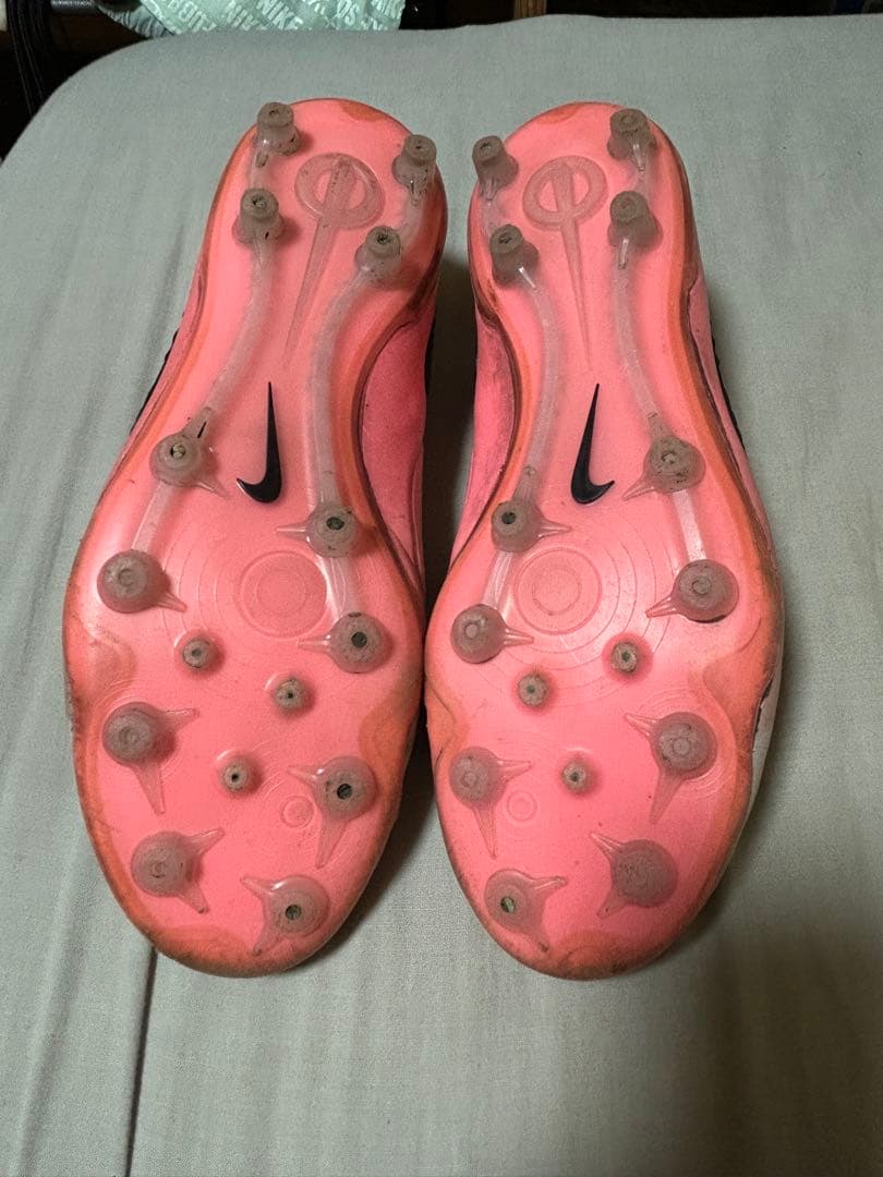 Nike ティエンポレジェンド10 エリート AG-PROピンク