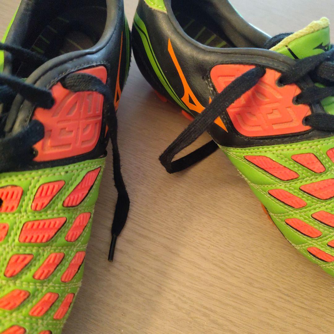 Mizuno サッカーシューズ グリーン/オレンジ