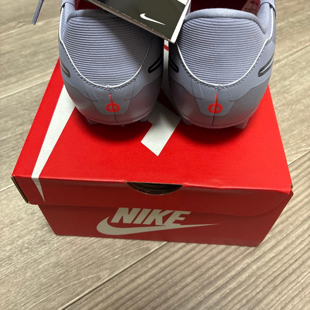 【新品】Nikeティエンポ レジェンド10 アカデミー　スパイク27.5cm