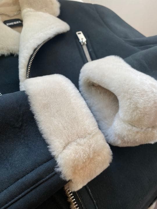 美品‼️ディーゼルシープスキン　ムートン