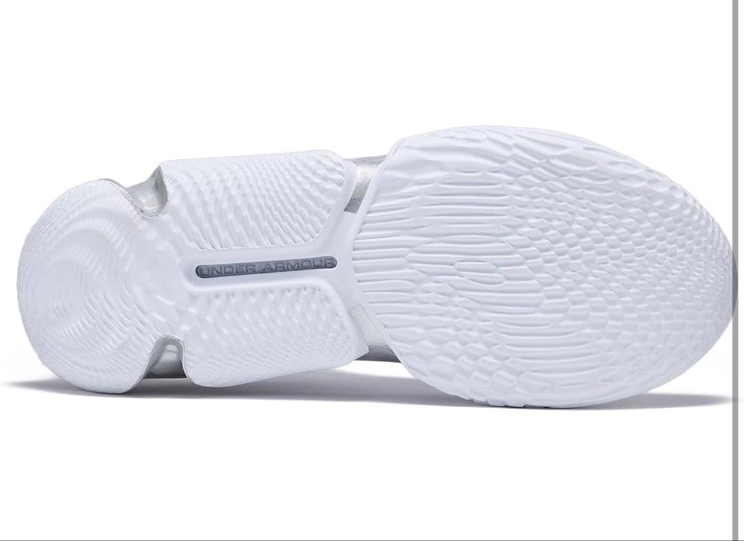 Under Armour バスケットシューズ UAフロー フューチャーX 3