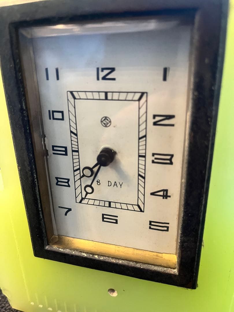 アールデコ翡翠ガラス置時計 1930年代 骨董品　ウランガラス上海アンティーク