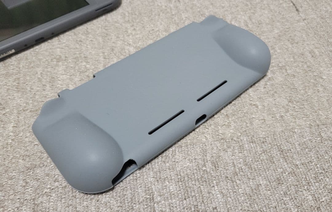 Nintendo Switch Lite グレー 本体＋シリコンカバー