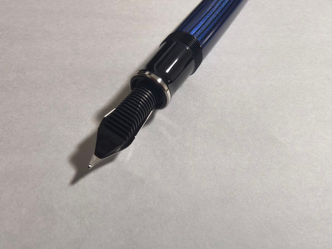 Pelikan スーベレーン　M805　F ブルーストライプ　ケース・インク付