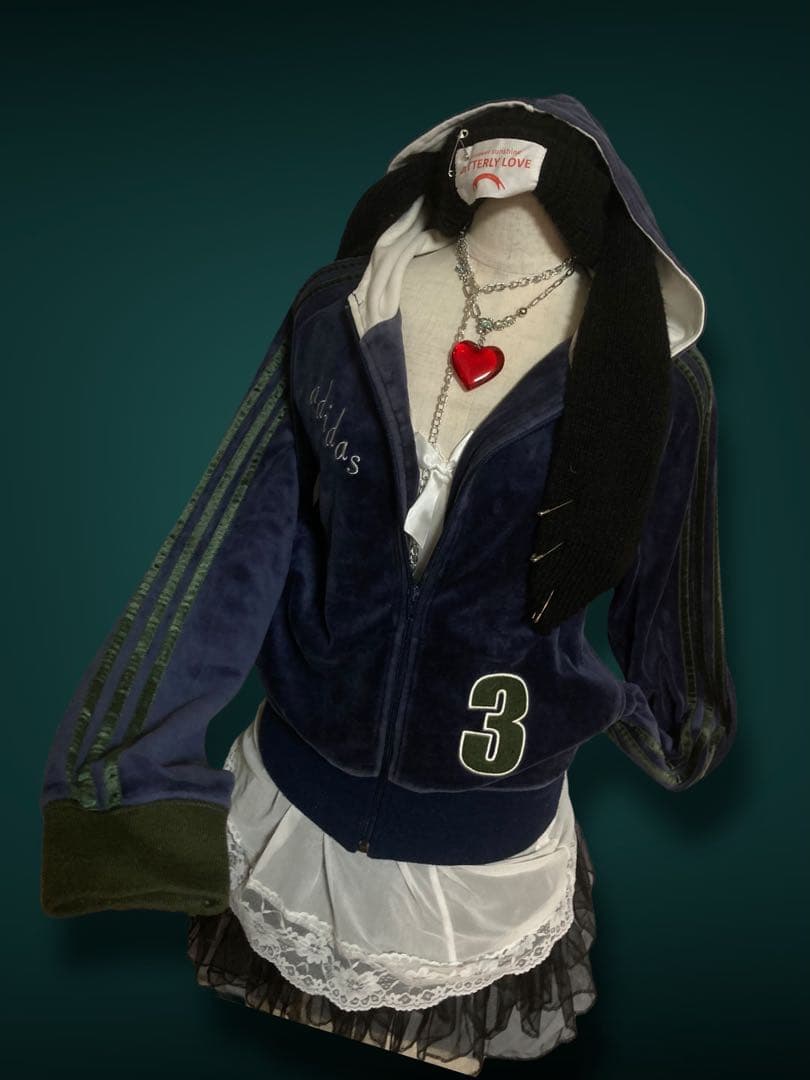 レアadidas3本線ベロア刺繍パーカy2k平成ギャルフェアリーグランジロック