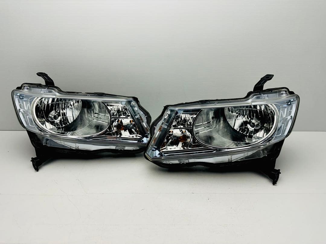 フリード スパイク ハイブリッド ヘッドライト HID 100-22068