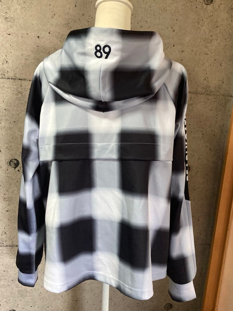 値下げ中PEARLY GATESパーリーゲイツ　パーカー2