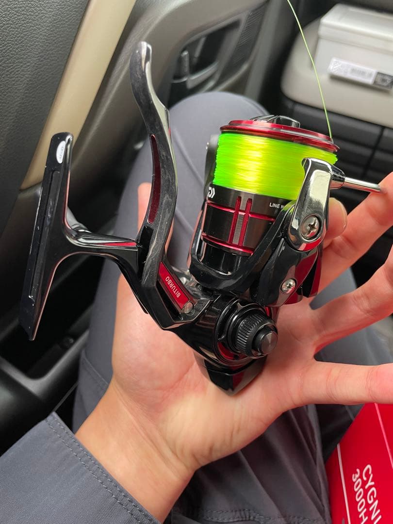 CYGNUS 3000H-LBD スピニングリール