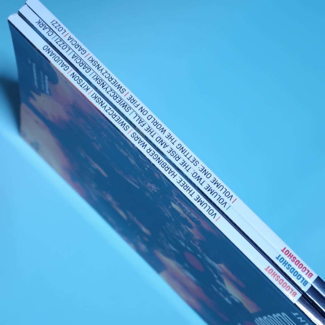 セール！　洋書　アメコミ　Bloodshot Reborn　VALIANT　3冊