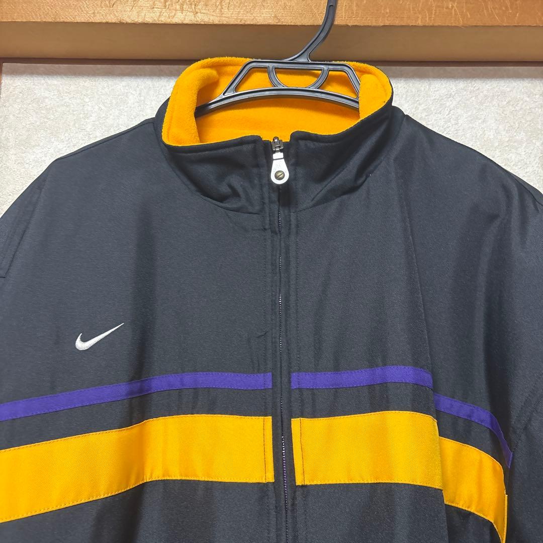 うっうー 様Nike Los Angeles LakersウォームアップウエアL