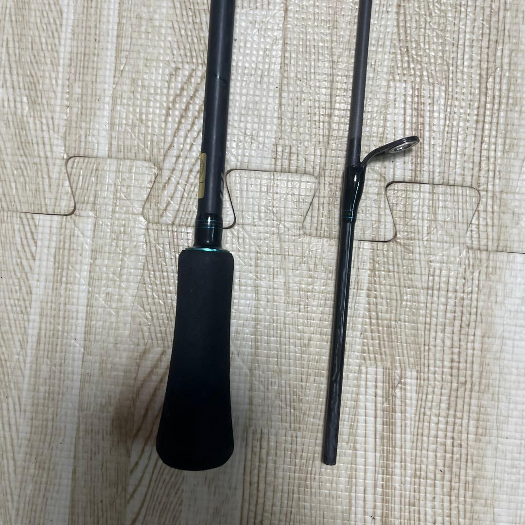 24 エメラルダス　ボート　エア　511ML-S ダイワ