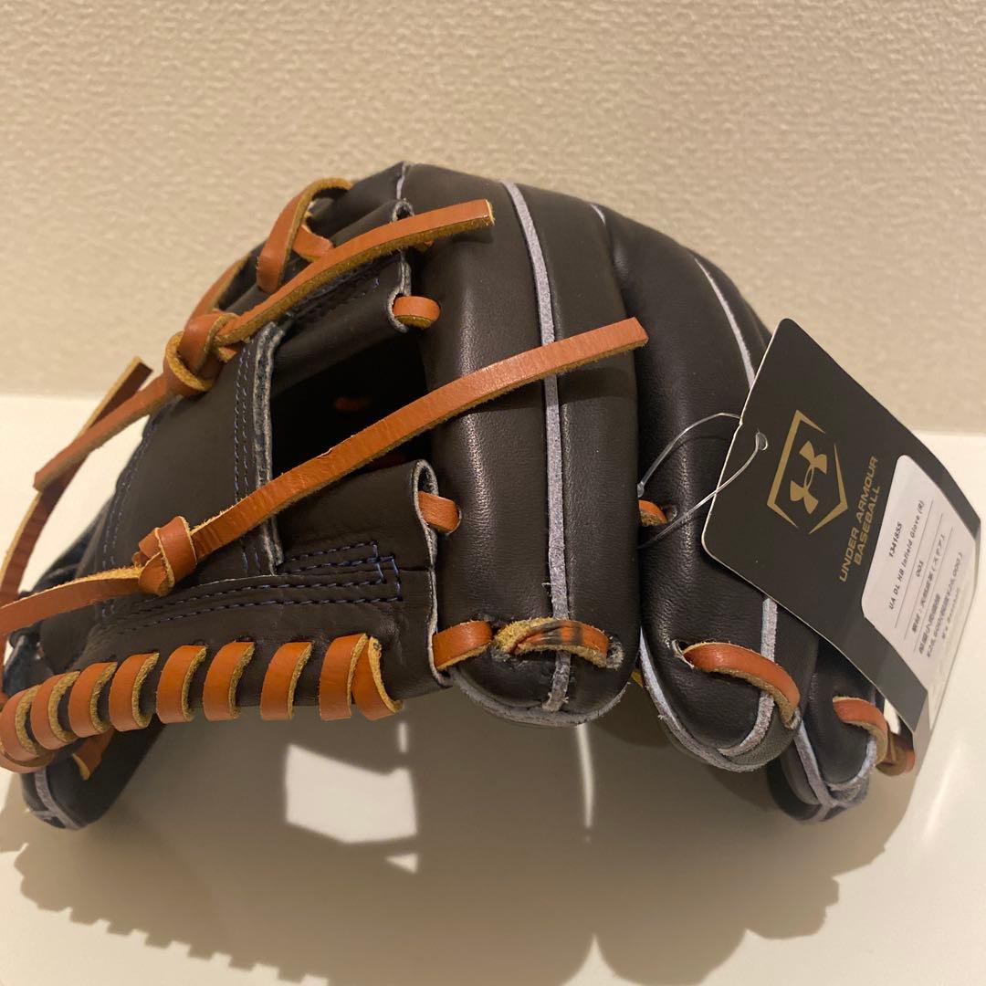 【新品未使用】アンダーアーマー 硬式グローブ 内野手