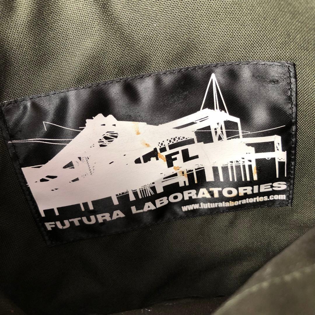 STUSSY×FUTURA中綿リバーシブルベストカーキブラックステューシー