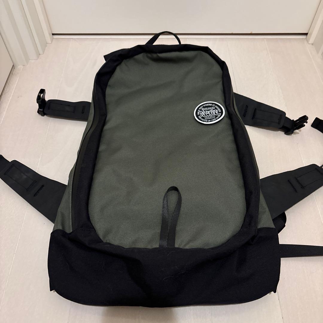 RAIN or SHINE レインオアシャイン　バックパック　アーミーグリーン