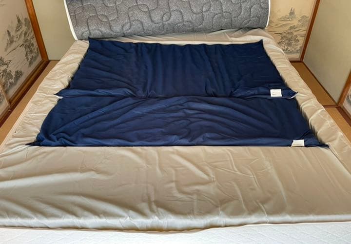 アイシン精機製高級ワイドダブルベッド（マットレス、ベッドパッドとカバー付）