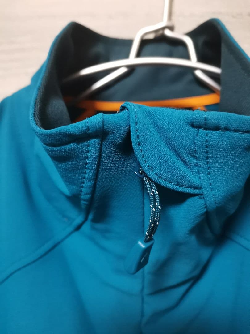 【未使用・美品】montbell クラッグジャケット メンズ サイズM ブルー