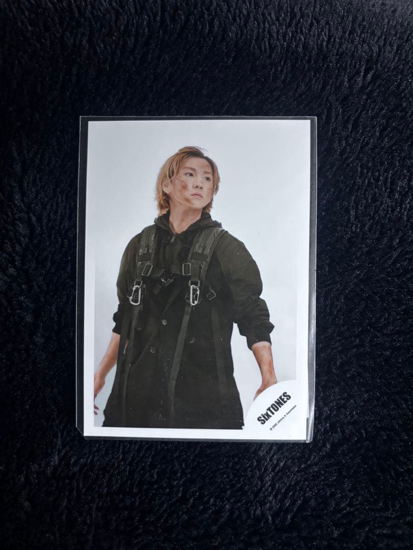 SixTONESまとめ売り