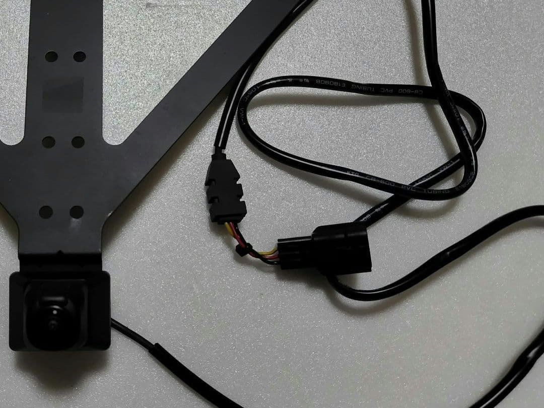 ランクルプラド150フロントカメラ