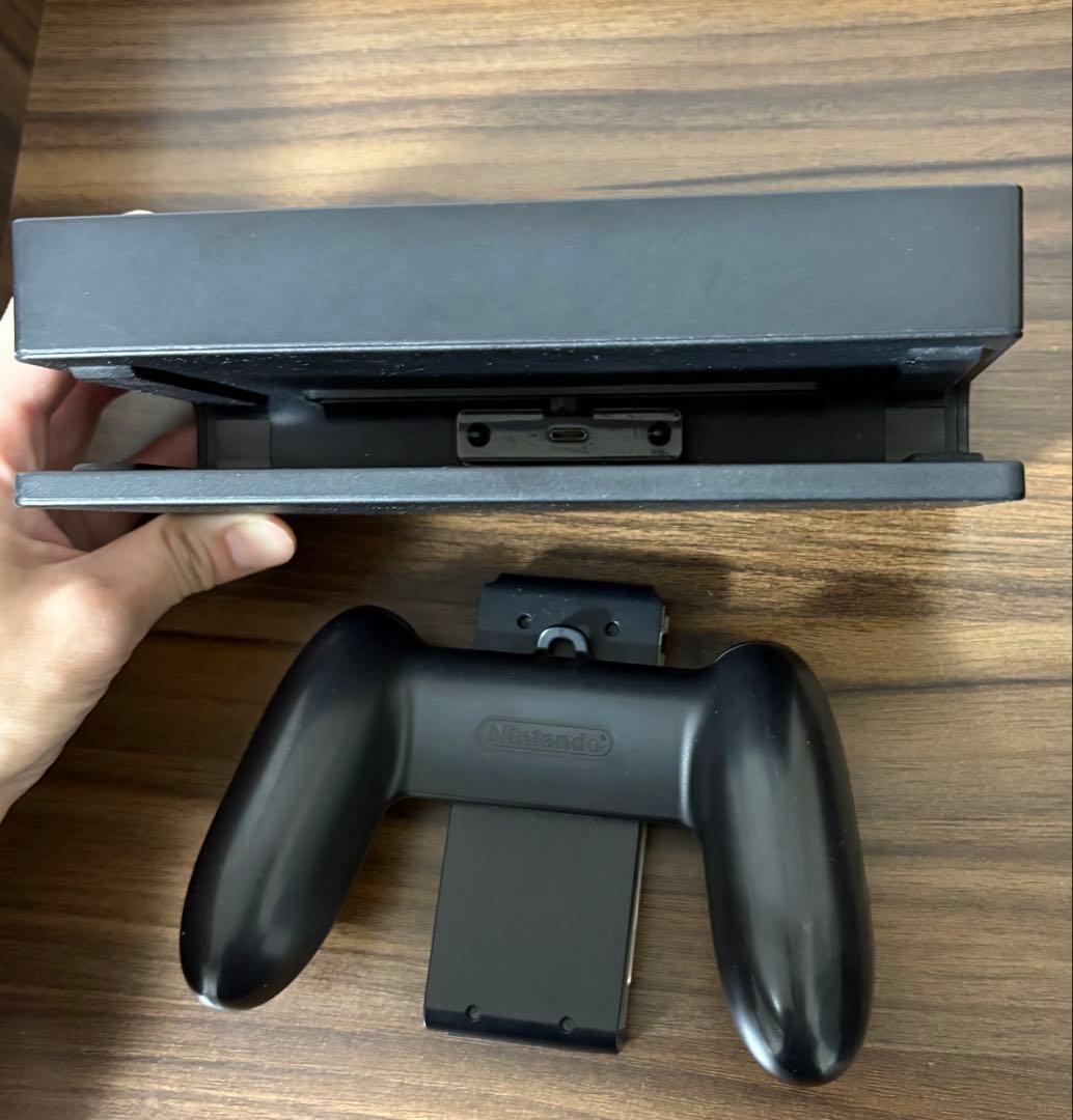 Nintendo Switch 本体　付属品あり(ケース付) 任天堂スイッチ※