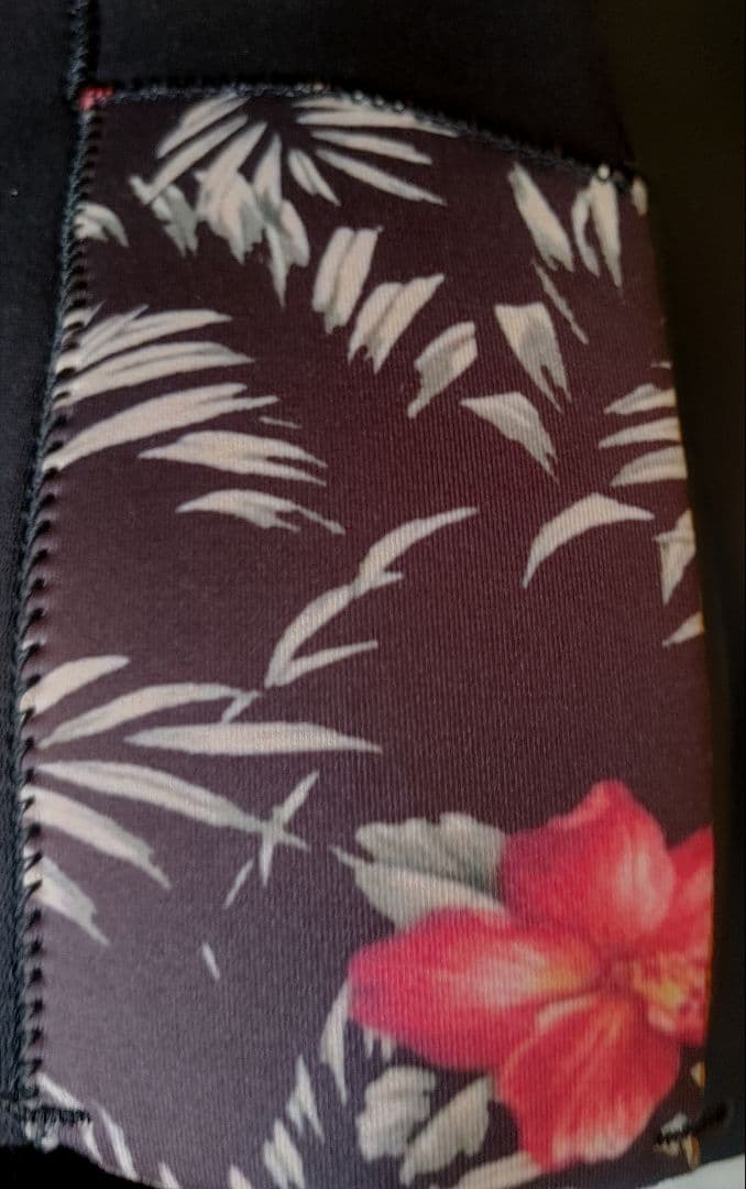 希少 フロントジップ 2mm タッパ―　Pipeline L-C 残り1着