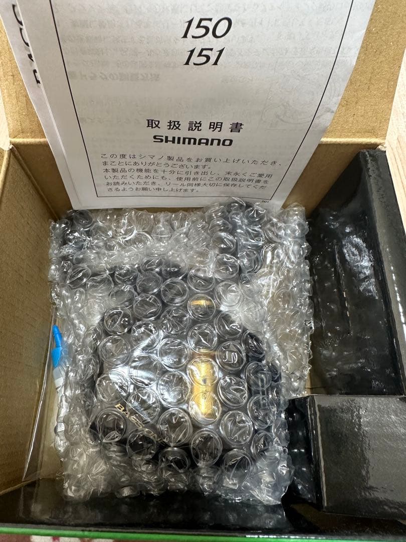 SHIMANO バスワンXT 150（右ハンドル仕様） ベイトリール