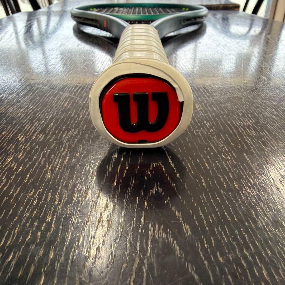 【美品】Wilson BLADE 100 V9 / ほぼ新品 / 国内正規品G2