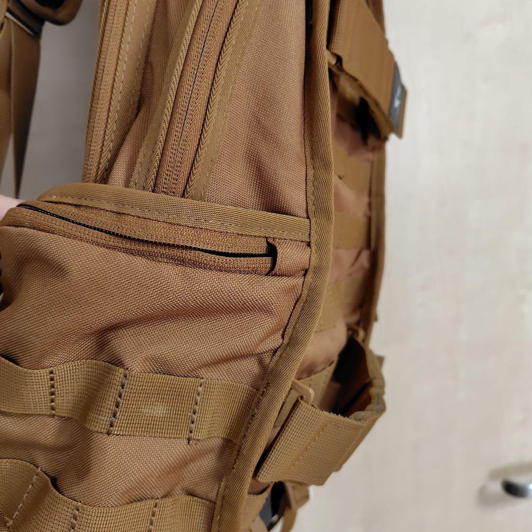 Nike SB　スケートボード バックパック スケボーリュック　ブラウンキャメル