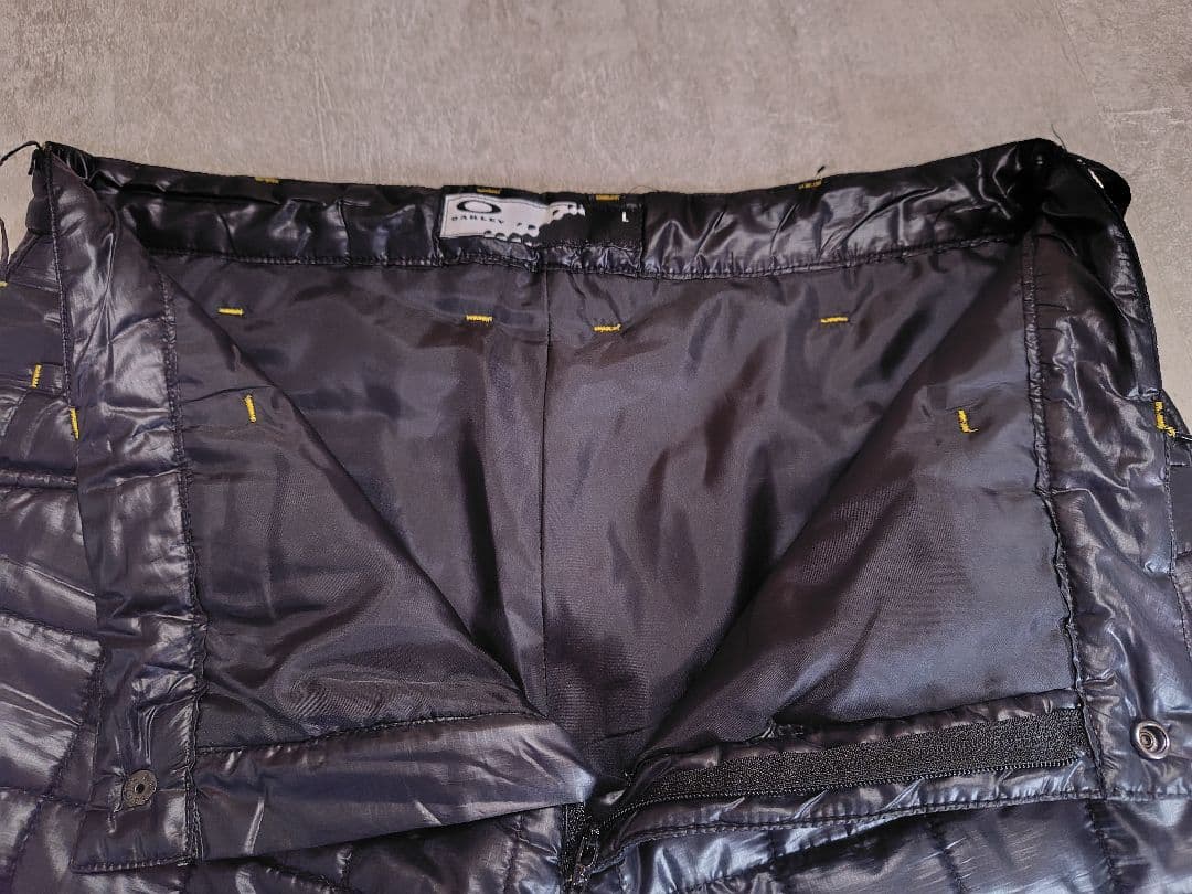 00s OAKLEY キルティングパンツ 黒 暖パン L Y2k 中綿 ゴルフ
