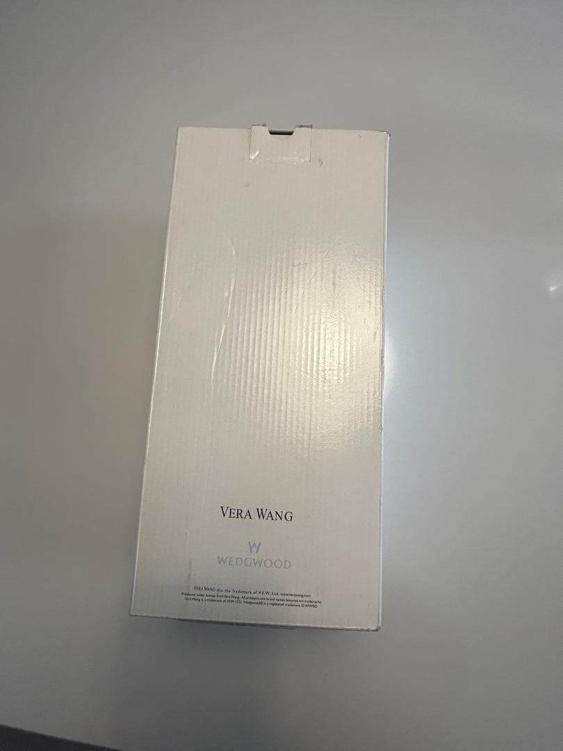 箱入ウェッジウッド×ヴェラ・ウォンVerawangフラワーベース花瓶30cm