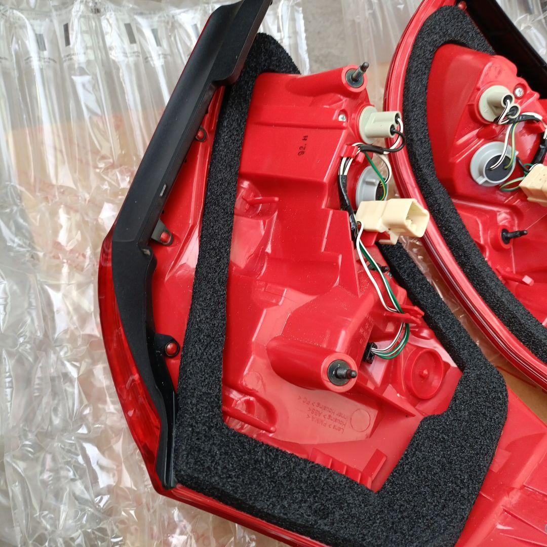 綾 品 トヨタ ヴァンガード テールランプ 新車外し保管品【美品】