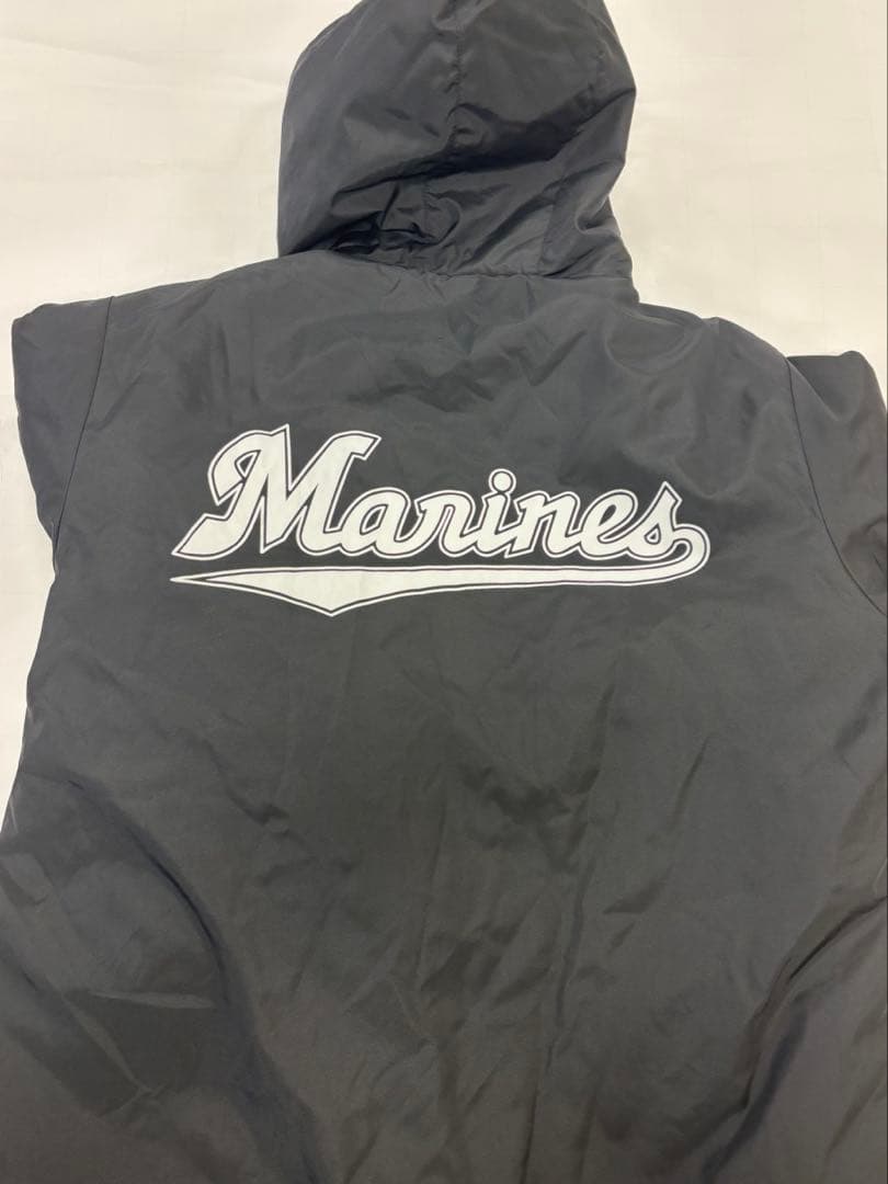 千葉ロッテマリーンズ　ベンチコート　Mサイズ