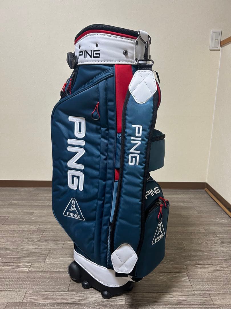 PING キャディバッグ キャスター付　トリコロールカラー　未使用品