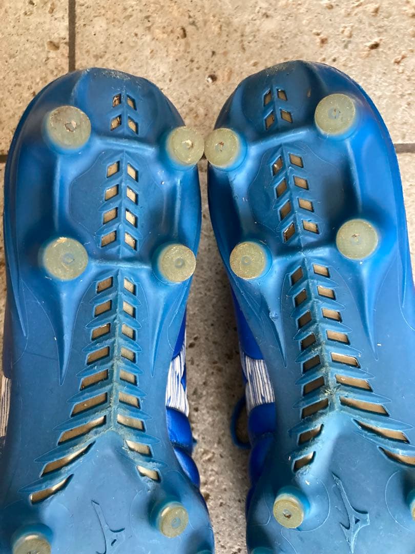 ミズノモナルシーダネオ3プロ　サッカースパイク27.0cm