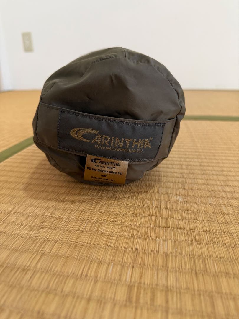 CARINTHIA Grizzly オリーブ
