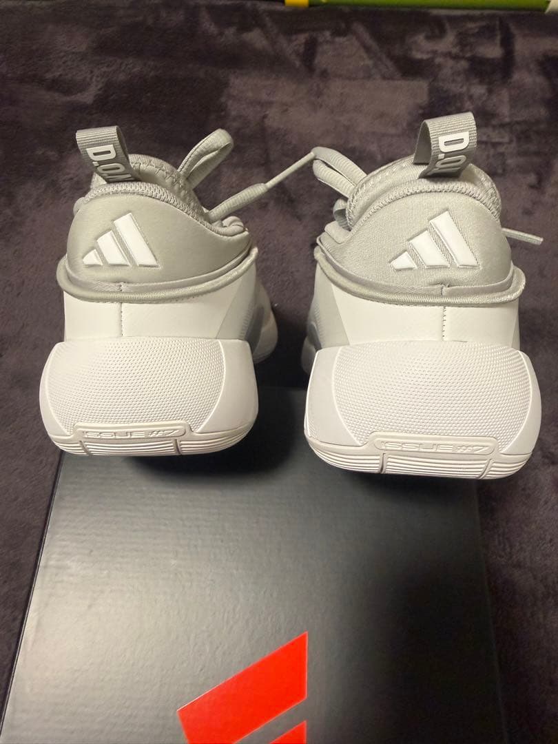 新品未使用28.0センチ アディダス D.O.N.ISSUE7