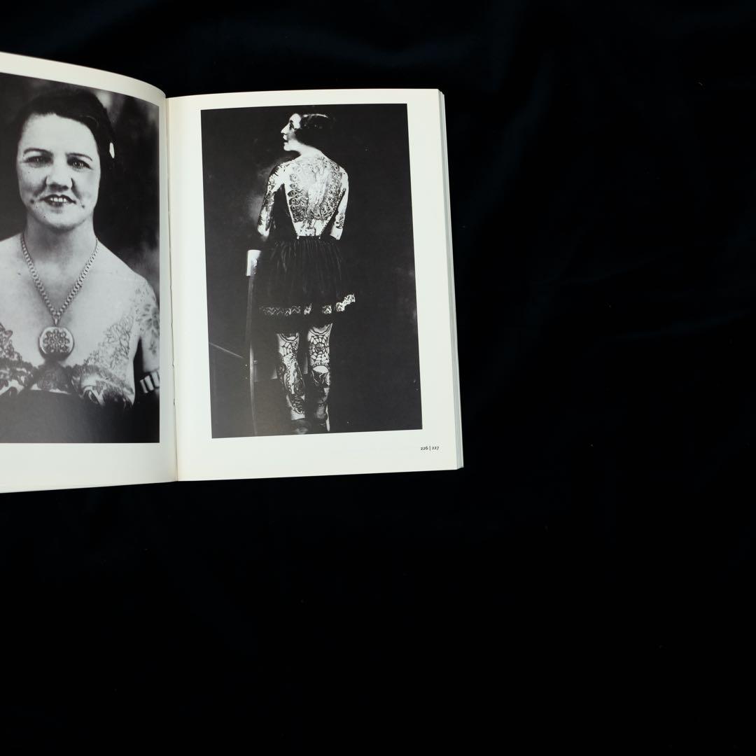 1000 Tattoos / Henk Schiffmacher 洋書