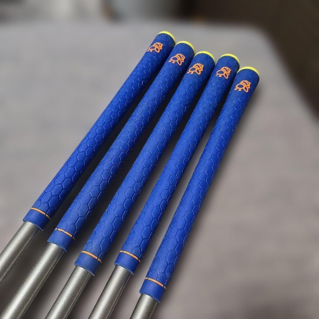 TaylorMade P790 レッドブルコラボ　限定アイアン　5本セット②