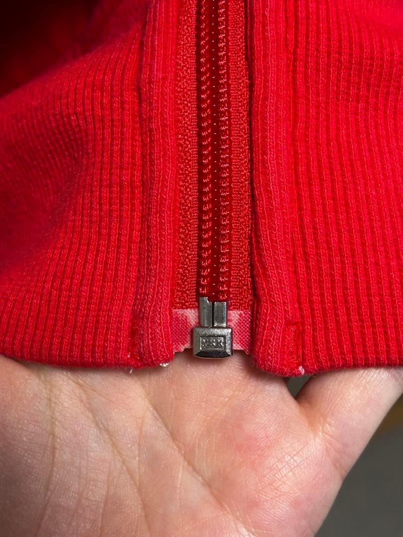 lululemon パーカー