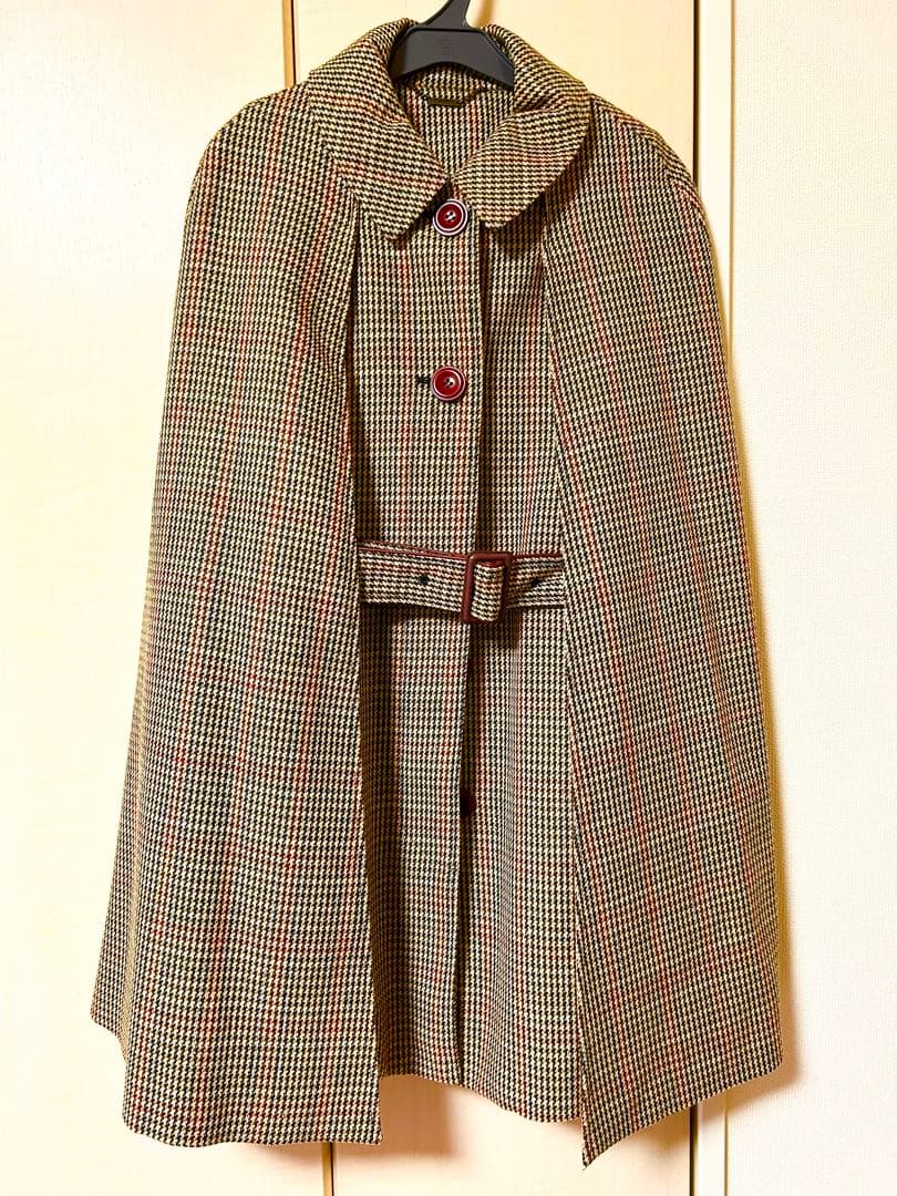 新品❗️即日発送❗️レザーパイピングケープコートLilyBrownリリーブラウン