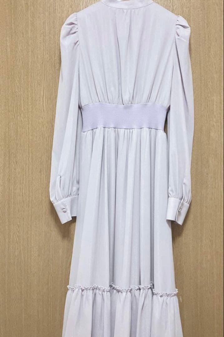 リリアンカラット フリルデザインフレアワンピース