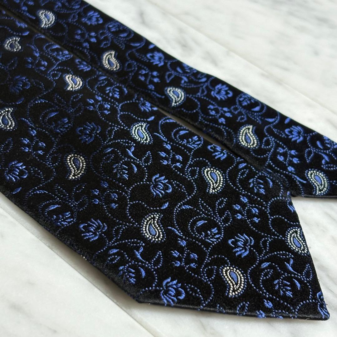 ETRO ネクタイ ブラック ネイビー 光沢 ペイズリー柄 ボタニカル柄