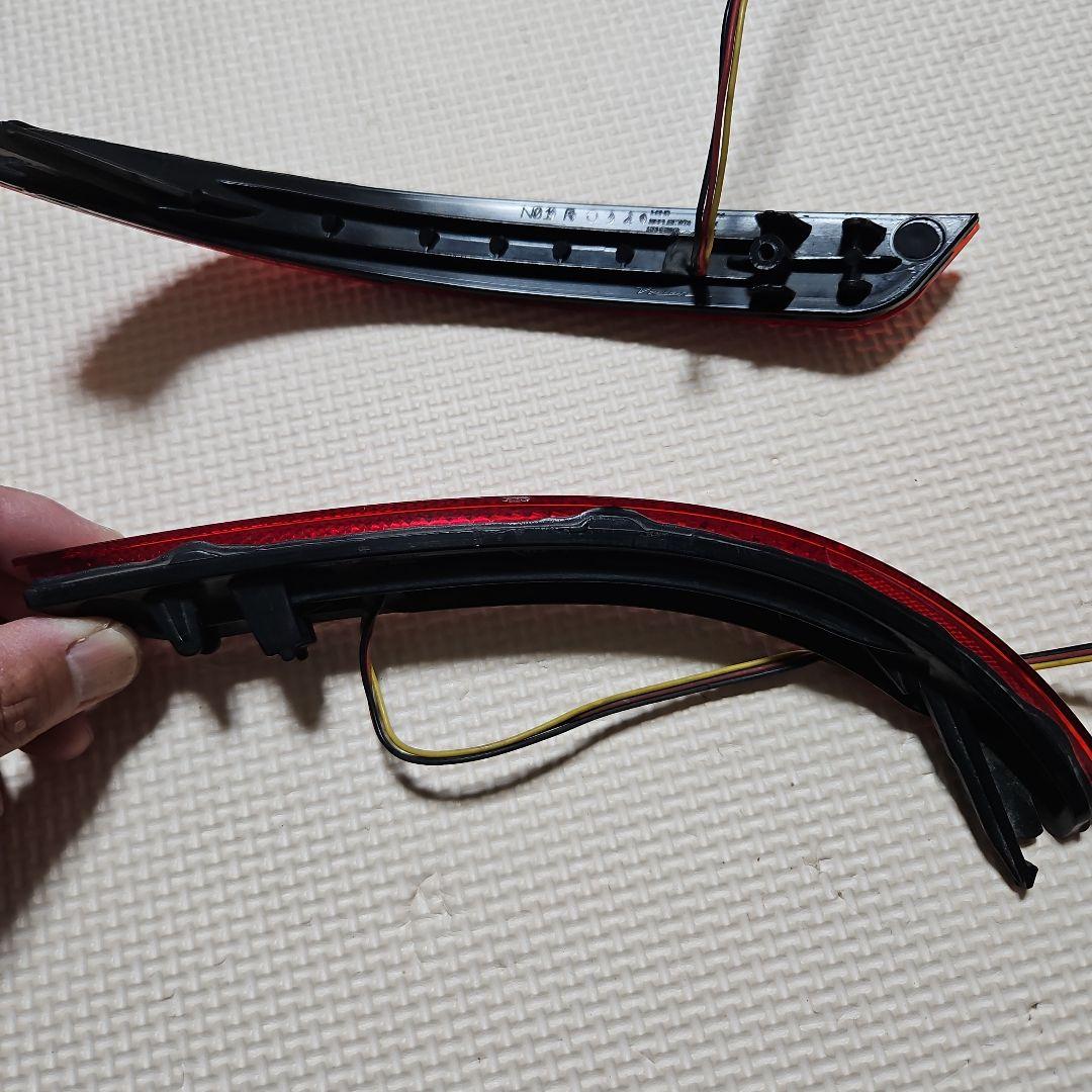 VALENTI LEDリアバンパーリフレクターe52エルグランド