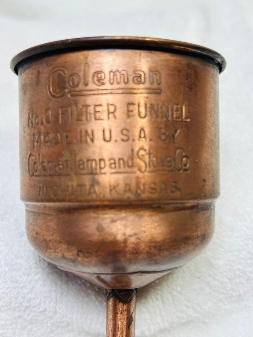 希少コールマンのフューエルファンネル、銅製1940年代ビンテージ品銅製メッシュ付