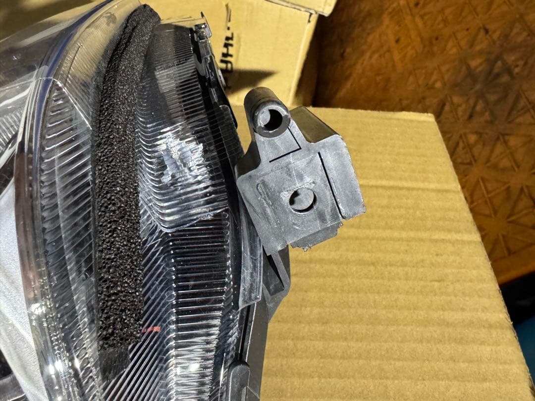 DA17 ヘッドライト 右