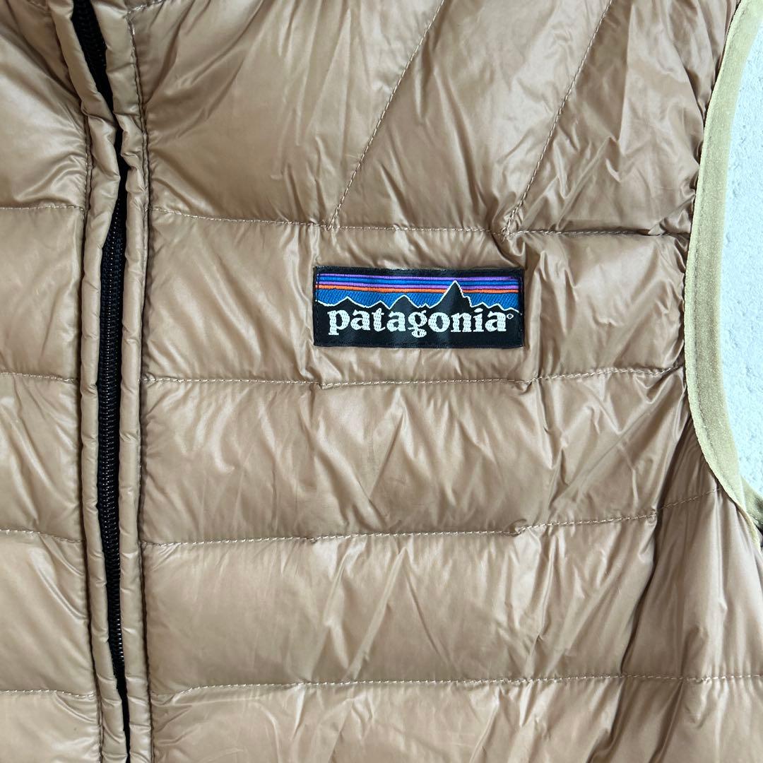 【美品】patagonia ベージュ ダウンベスト