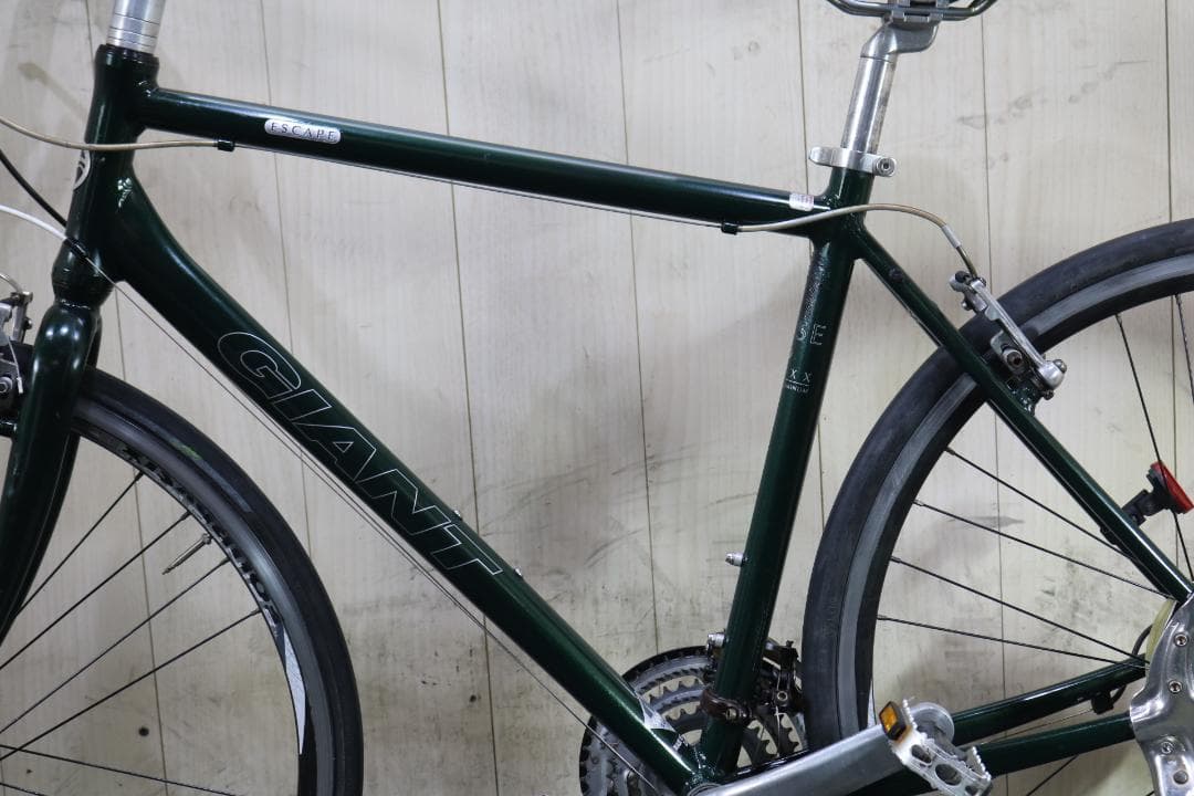 GIANT ESCAPE R3 700C アルミ 24速 500mm緑色クロス