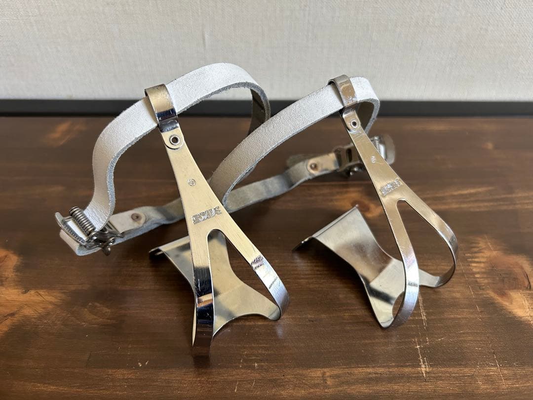 mks  nuevo 三ヶ島　トゥークリップ付き　美品