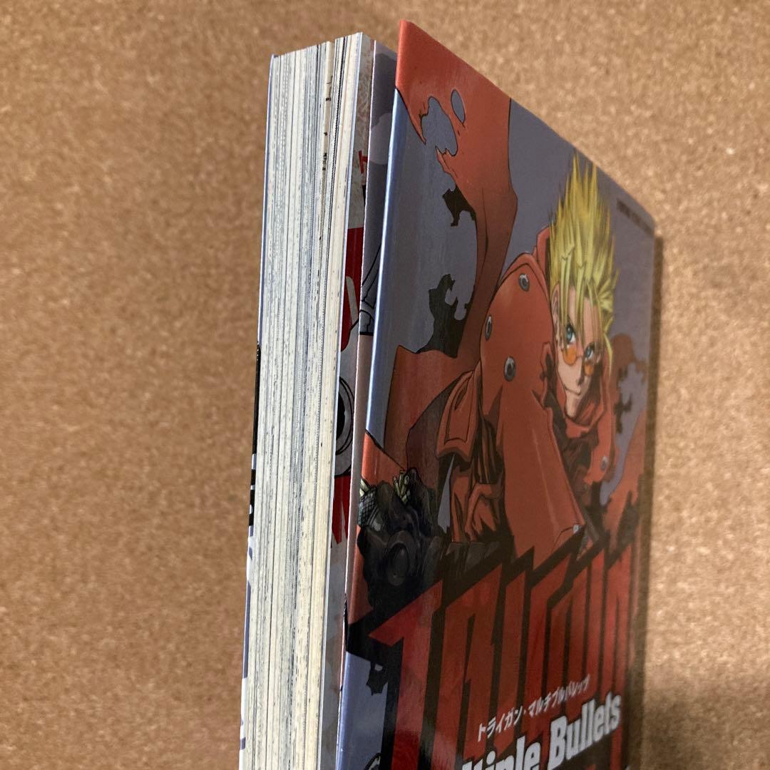 新装版 トライガン 全2巻　トライガン マキシマム 全7巻　計9冊　内藤 泰弘